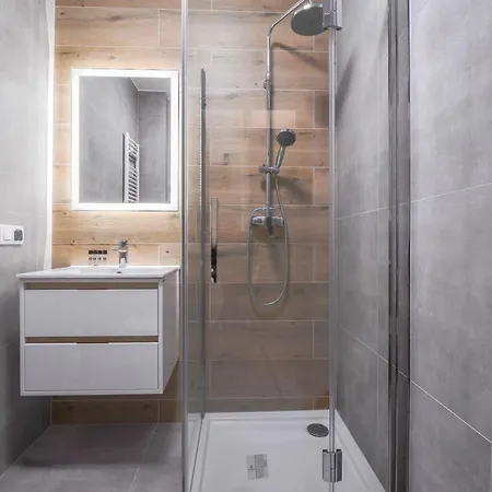 Citystay Zeromskiego Seaside *