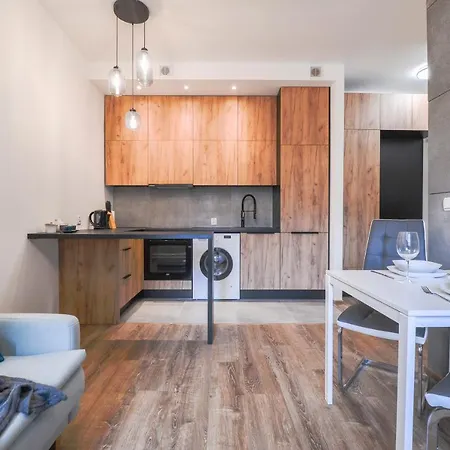 Citystay Zeromskiego Seaside Apartment