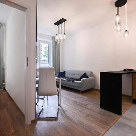 Citystay Zeromskiego Seaside Apartment *